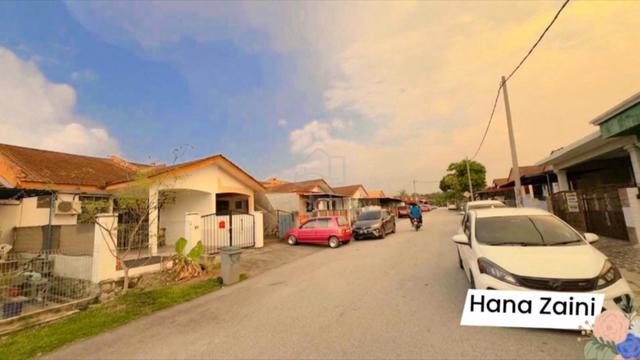 RUMAH untuk DISEWA DI TAMAN POLITEKNIK PORT DICKSON 1