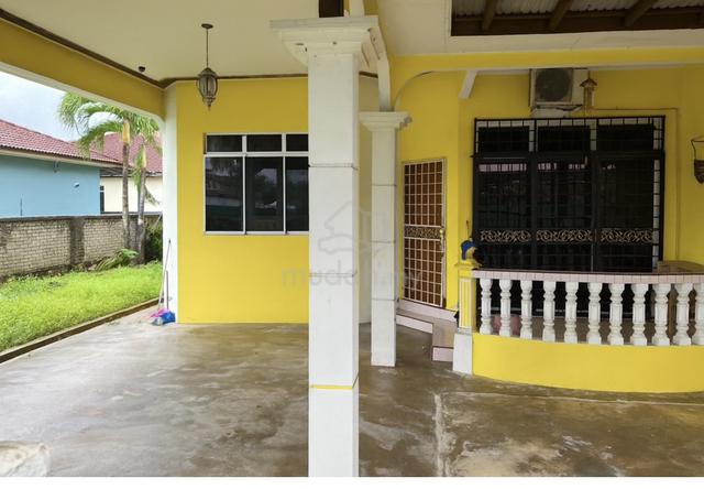 Rumah Untuk Disewa (Semi D), Paka Terengganu 1