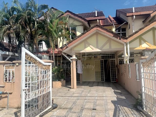 [Renovated] Double Storey Terrace Seksyen 4 Bangi 1