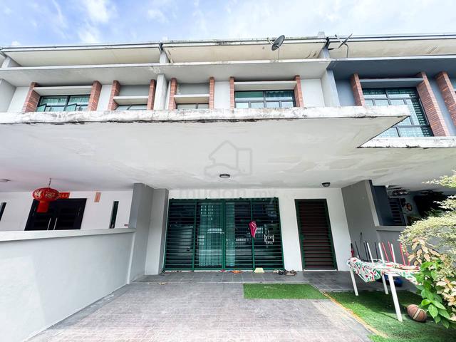 Double Storey Type Scarlet Flora 3 Bandar Rimbayu 1