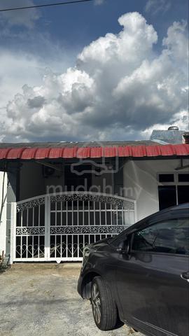 Rumah Sewa Batang Melaka 1
