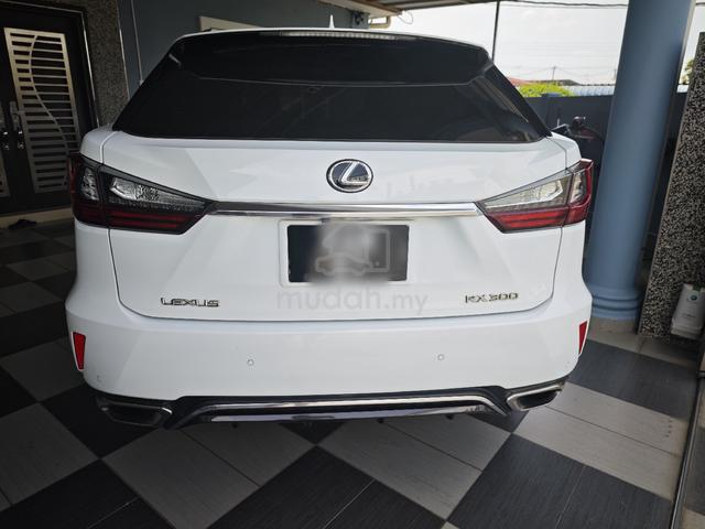 2019/2022 Lexus RX300 2.0 SPORT - 3