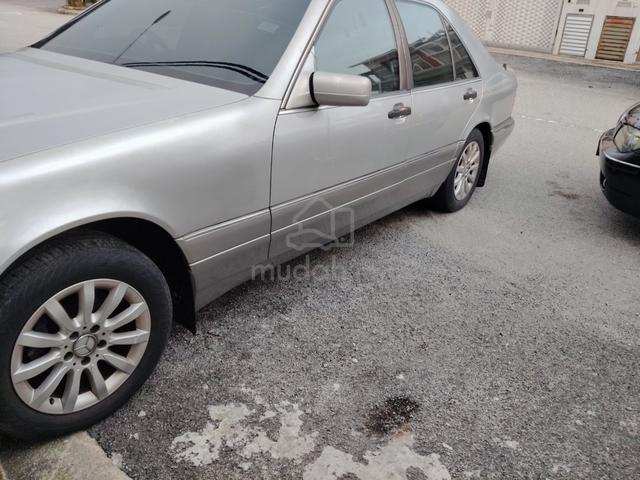 1995 Mercedes Benz 300SE 3.0 (A) - 4