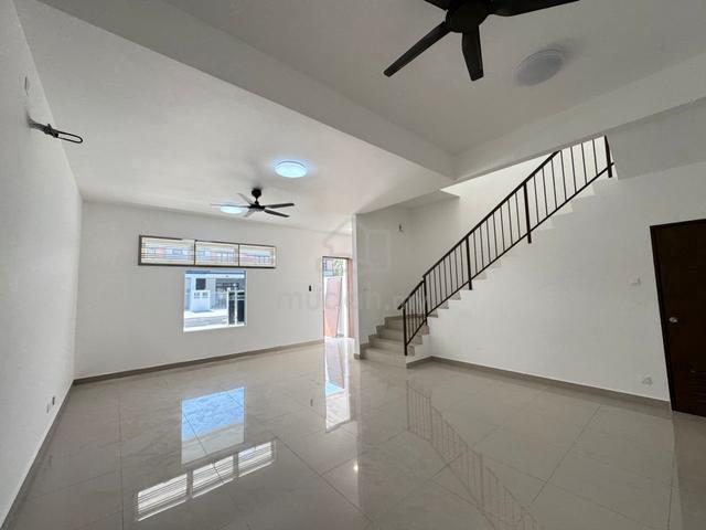 Indahpura Kulai  Rimbun Residences house for rent 2