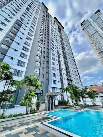 Medium Room at Axis Residence Ampang 1