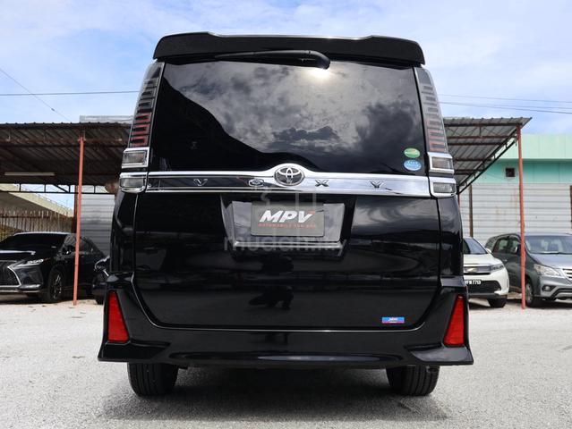 2018 Toyota VOXY 2.0(A) ZS KIRAMEKI M414 - 3