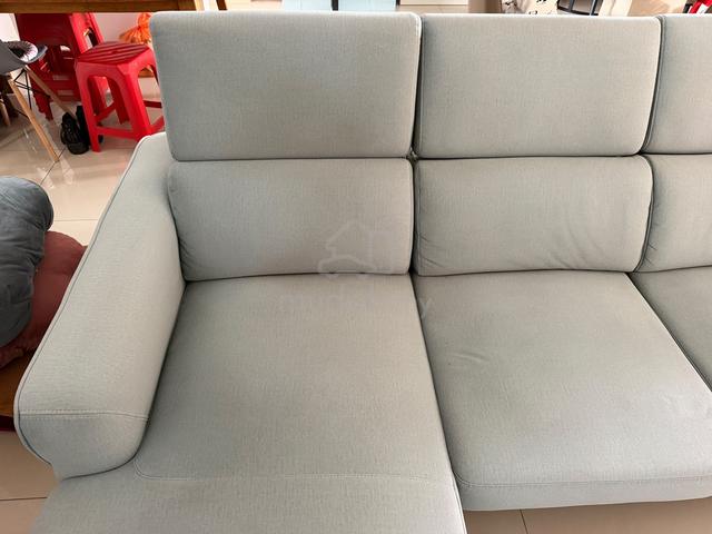 8ft Sofa for Sale - photo 2 of 6