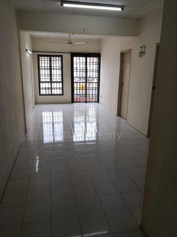 Park Avenue (Tampoi Indah) 1