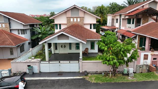 Near Airport Bungalow ENSTEK Nilai 1