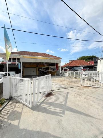 2 Storey Shoplot Dato Keramat JaIan Air Itam Facing Maid Road 1