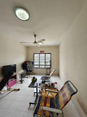 Idaman Senibong Apartment 1