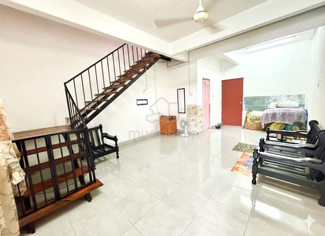 Taman Melewar Renovated Unit Kitchen Extend [ 5Min UTHM / Full Loan ] 1