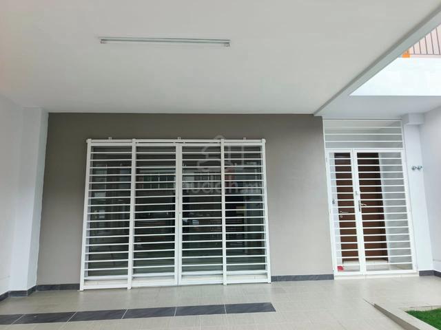 Newly Full Renovated 2 sty House Taman Kayangan Mantin Pajam Ktj Bayu 1