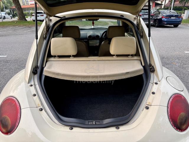 2009 Volkswagen BEETLE 1.6 (A) - 4