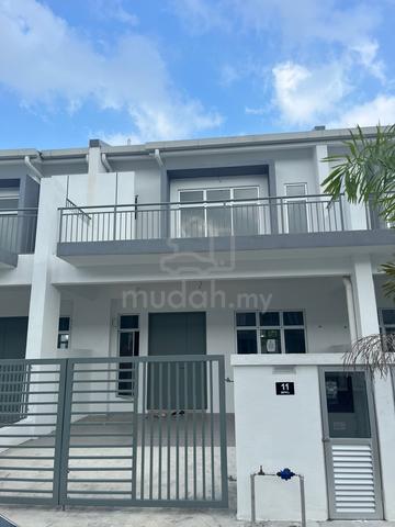 2-Storey Terrace House for Sale – Bandar Mahkota Banting, Selangor 1