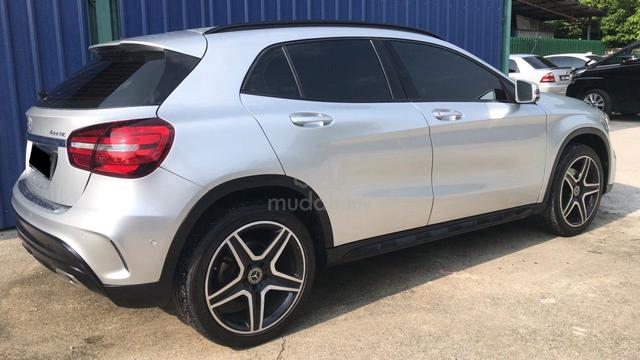 2017 Mercedes Benz GLA250 4MATIC 2.0 (loan kedai) - 2