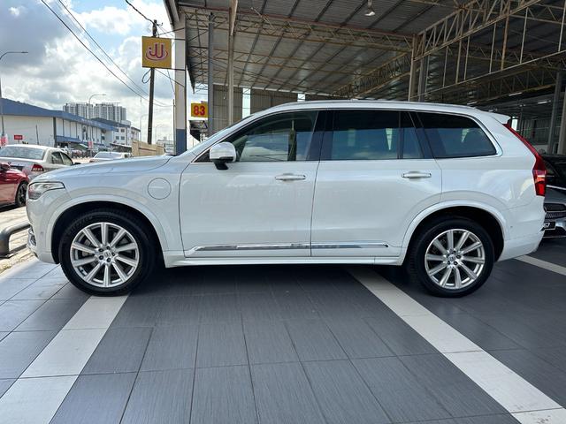 2019 Volvo XC90 T8 (A) - 3