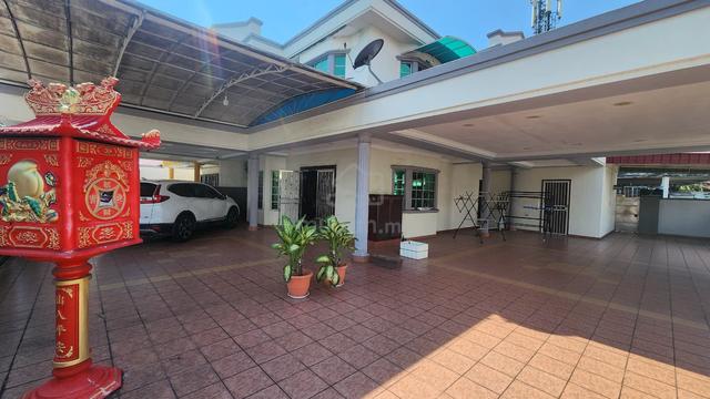 Taman Gembira Klang Good Condition Double Storey Semi D For Sale 1