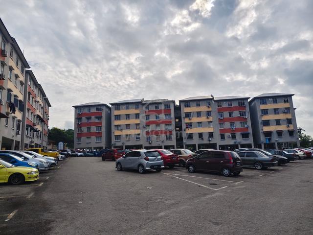 Flat Taman Pelangi Indah 1