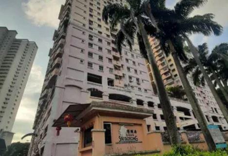 Sri Gotong Apartment 1