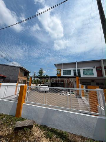 For Rent - 2 Storey Corner Terrace House @ Lorong Anggerik, Kuching. 1