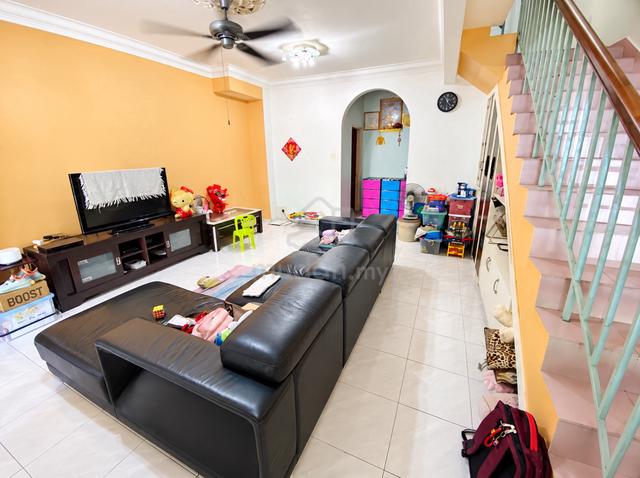 Bukit Indah 5 Double Storey Terrace 18x65  1