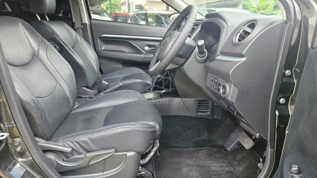 Perodua ARUZ 1.5 AV (A) L/SEAT K/LESS R/CAM 7seat - 5