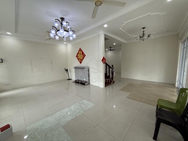 SEMI D, Double Storey, UNI GARDEN 3