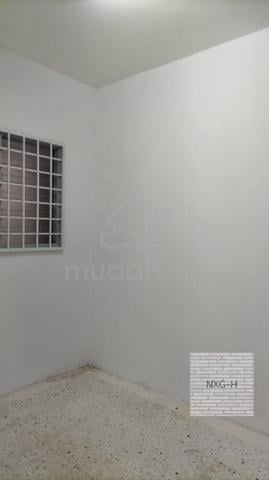 Dahlia Apartment (Pandan Indah) 1