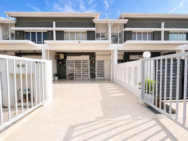 [20x65|MURAH] 2 Storey Terrace Azalea, Bukit Rahman Putra Sungai Buloh 1