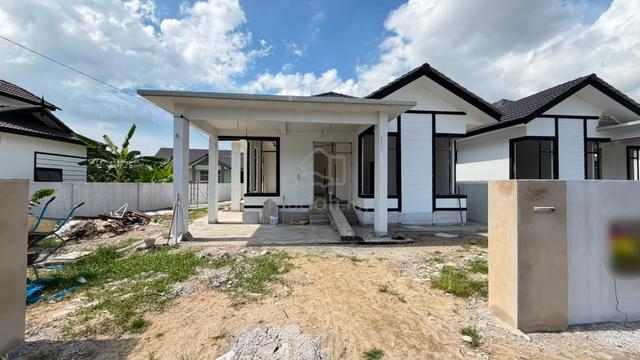 (Pasir Pekan,Kota Bharu) Semi-d Moden Di Taman Kota Ville,Lokasi Comey 1