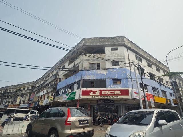 [ROI 5.3%, GOOD INVESTMENT] 4 Storey CORNER Shoplot @ Cheras, near MRT 1