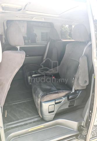 2011 Toyota VELLFIRE 2.4 V FACELIFT (A) - 3