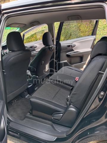 2010 Toyota WISH 1.8 X ZGE20G (A) - 4