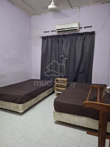 RUMAH UTK DISEWA pelajar@bujang sahaja 1