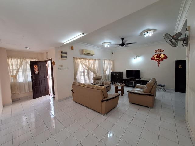 Bandar Puteri Puchong Jaya 2sty 22x75 4rooms 3baths reno extended Sale 1