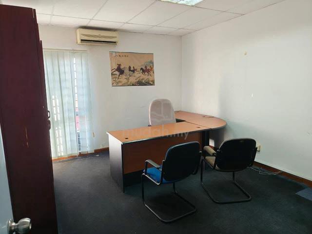 Pejabat, Regalia Business Centre, USJ 1