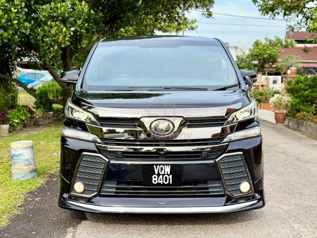 ON THE ROAD 2017 Toyota VELLFIRE 2.5 GOLDEN EYES - 4