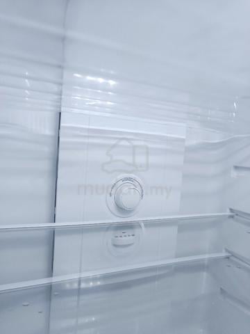 HAIER 216L Refrigerator Fridge Peti Ais  - photo 4 of 6