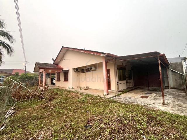 CORNER, Teres Setingkatt, YEN YEN MATANG 1
