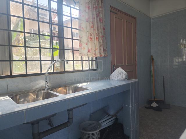 Good Condition Full Loan 22 x 75 Taman Harmoni Kajang 3