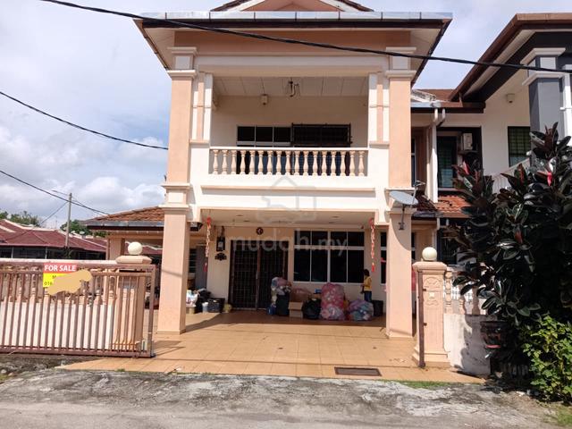 Cheng Perdana 2 Storey Corner Lot!!! 1