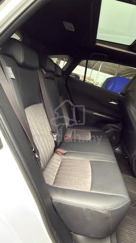 2025 Toyota HARRIER 2.5 Z LEATHER PACKAGE HYBRID - 4