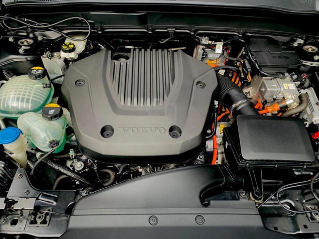 VOLVO XC40 RECHARGE t5 2022 2029 - 4