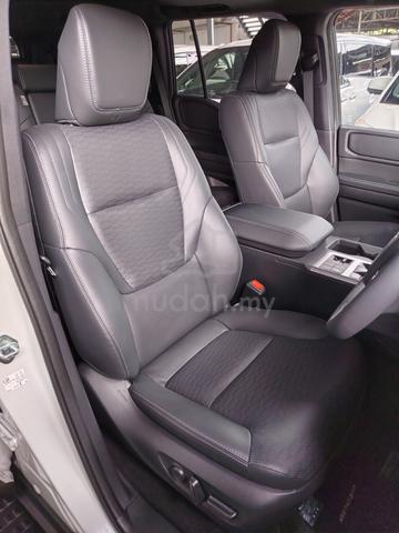 2024 Toyota LANDCRUISER 250 2.7 VX UNREG,NEWCAR,FU - 4