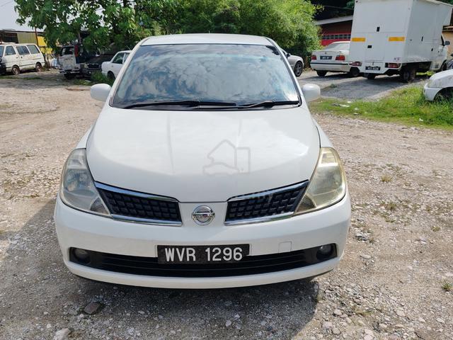 2011 Nissan LATIO 1.6 SPORT ST-L (A) - 4