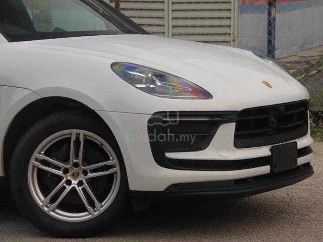 2023 Macan | PDLS+| Sport Chrono | Panaromic Roof - 2