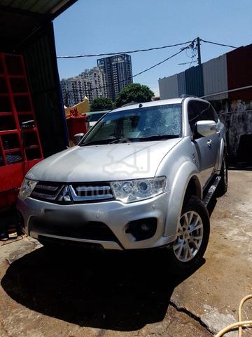 Mitsubishi Pajero 2.5 4x4 (A) 2013 - 2