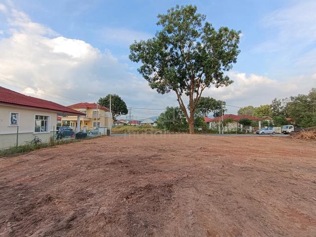 Tanah Lot Banglo Seksyen 1 Mahkota Hills Taman Senangin Lenggeng 1