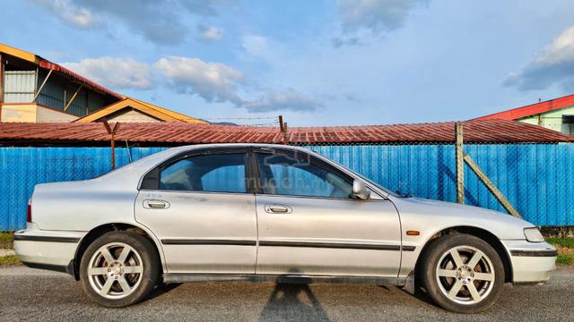 Honda ACCORD SV4 2.2 EXI (A) Direct Owner - 5